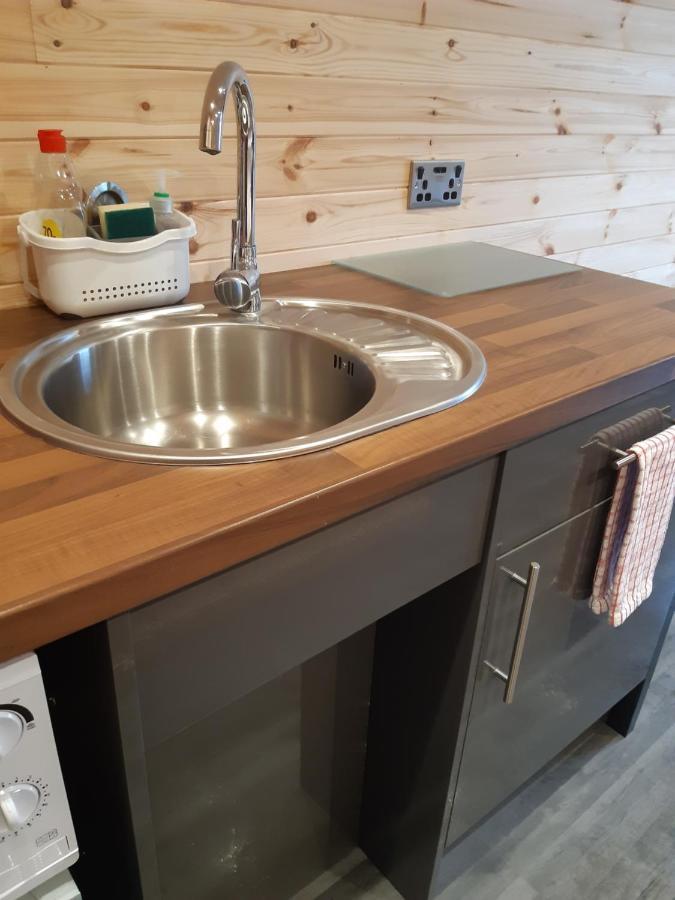Loch Caroy Pods Villa Ose ภายนอก รูปภาพ