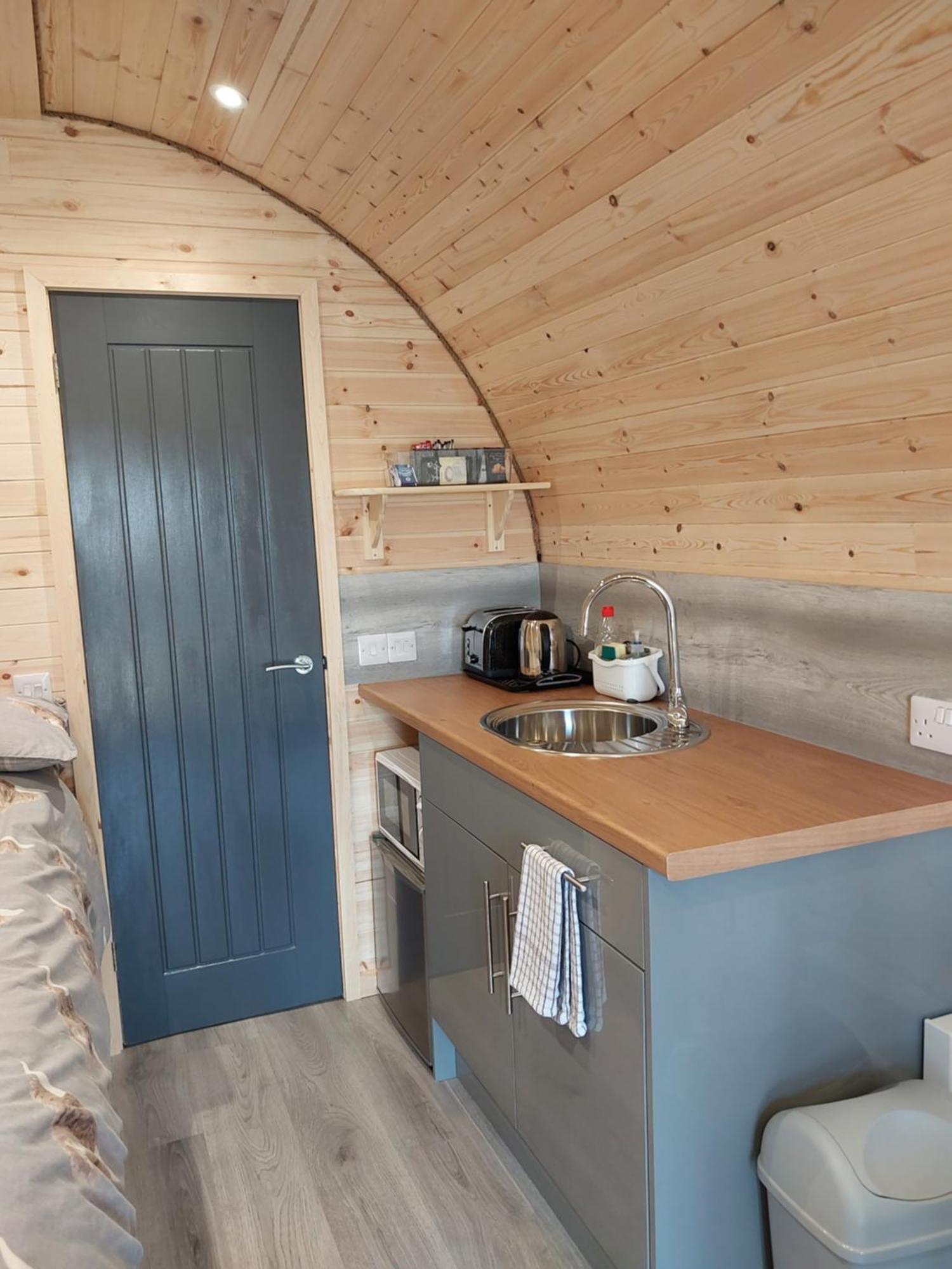 Loch Caroy Pods Villa Ose ภายนอก รูปภาพ
