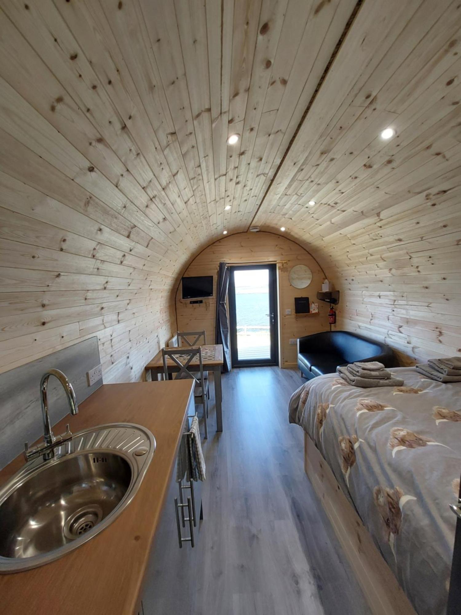 Loch Caroy Pods Villa Ose ภายนอก รูปภาพ